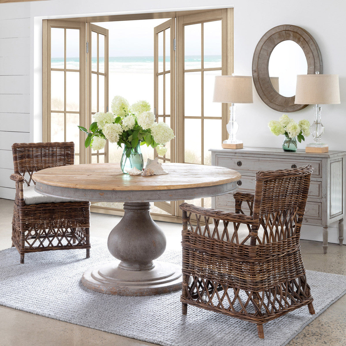 Vintage Foyer Table – Prop & Decor Outlet